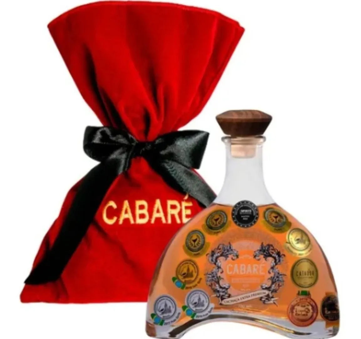 Cachaça Cabaré Extra Premium Garrafa (700ml)